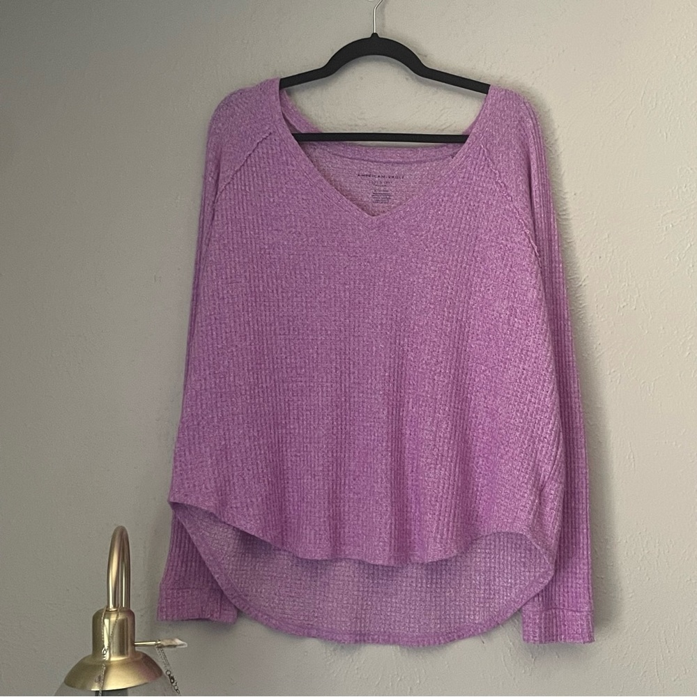 Light Purple/Lavender American Eagle Lightweight Soft and Sexy Plush V Sweater
